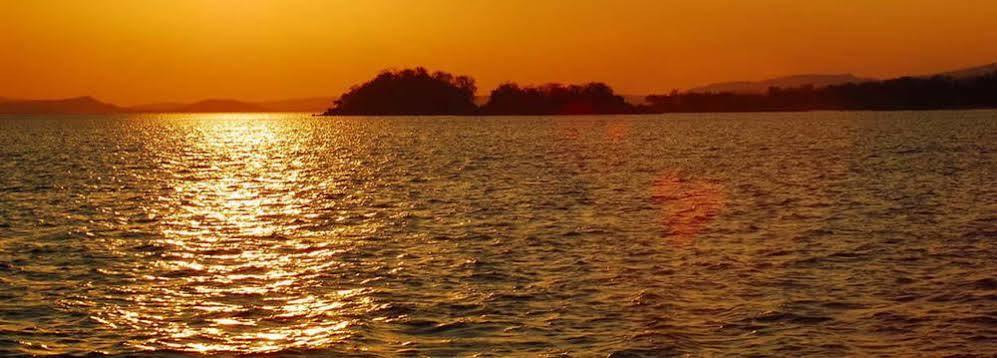 Lake Kariba Inns Siavonga Ngoại thất bức ảnh